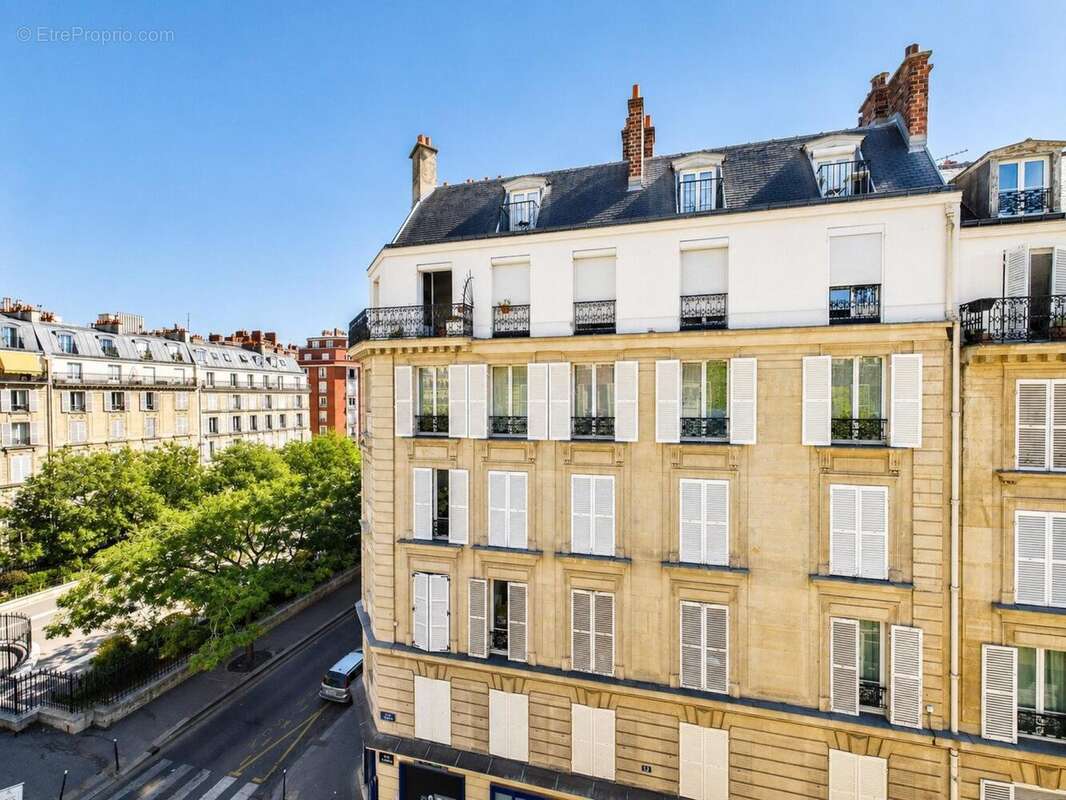Appartement 78 m² à Paris-17e  - photo 3