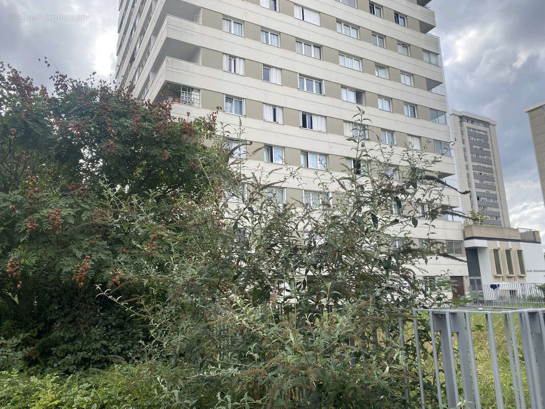 Appartement à EPINAY-SUR-SEINE