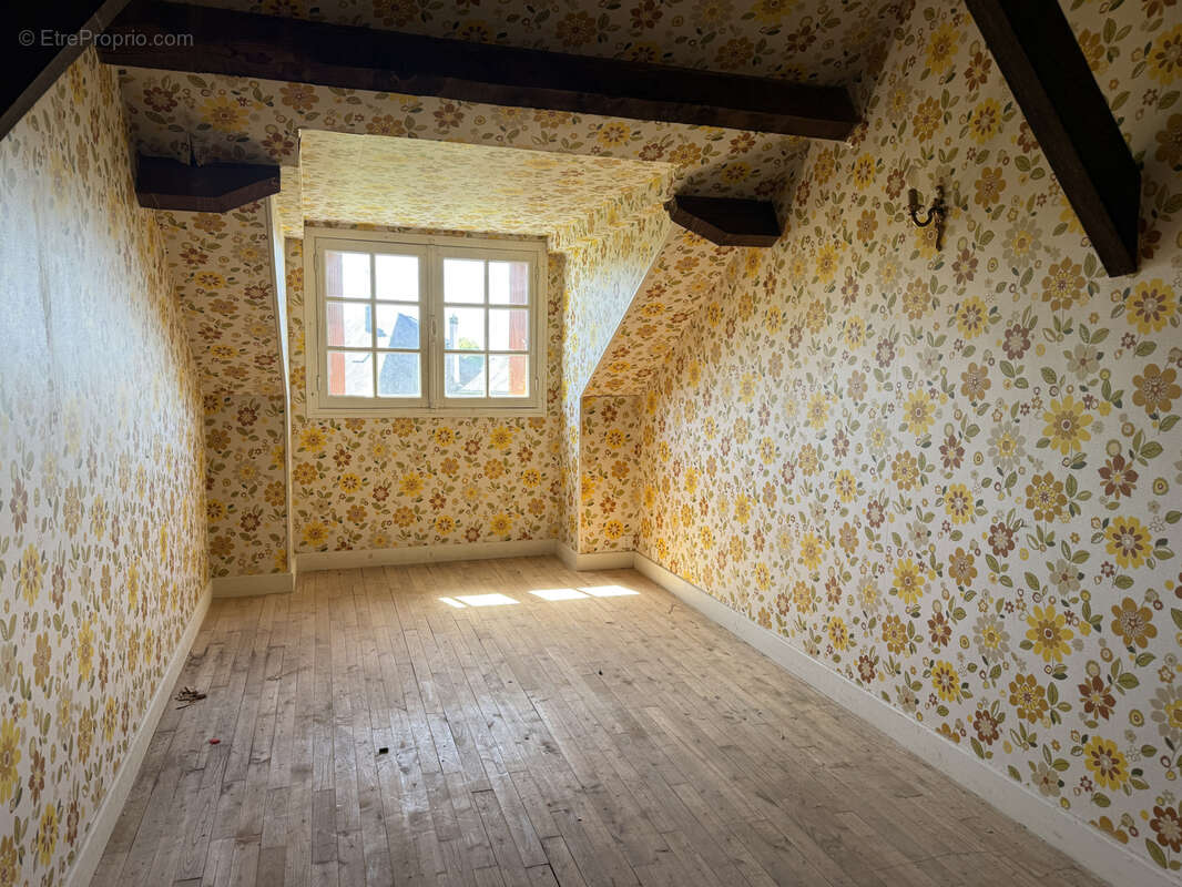 Maison à SAINT-SORNIN-LAVOLPS