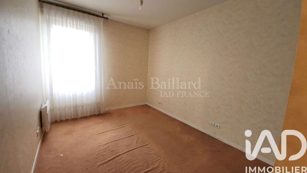 Photo 7 - Appartement à CORBEIL-ESSONNES