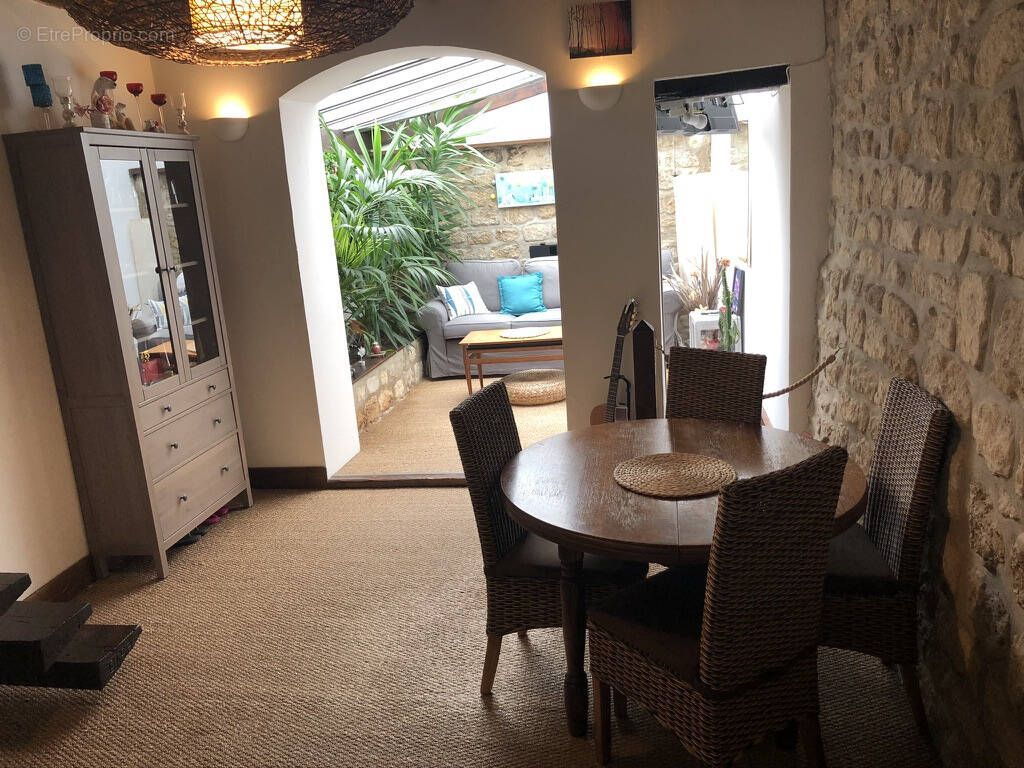 Appartement à PONTOISE