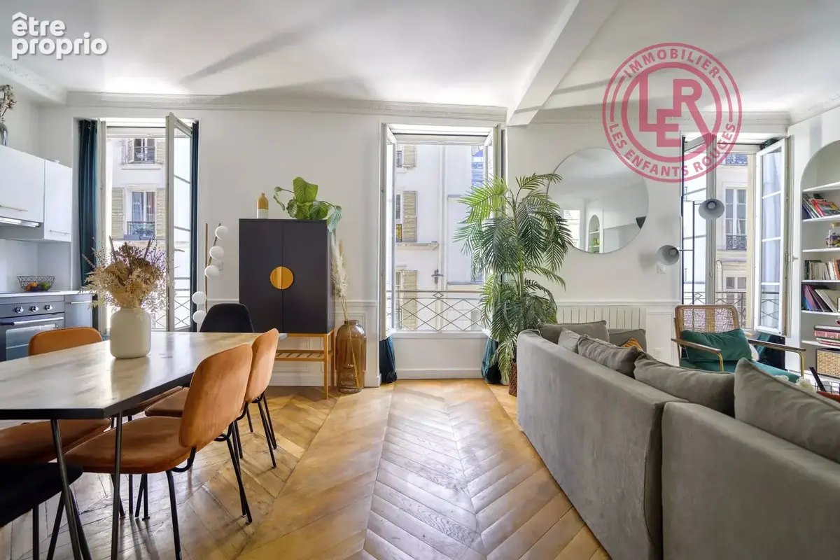 LE MARAIS – Rue Meslay – Appartement d’exception entièrement rénové - photo 4