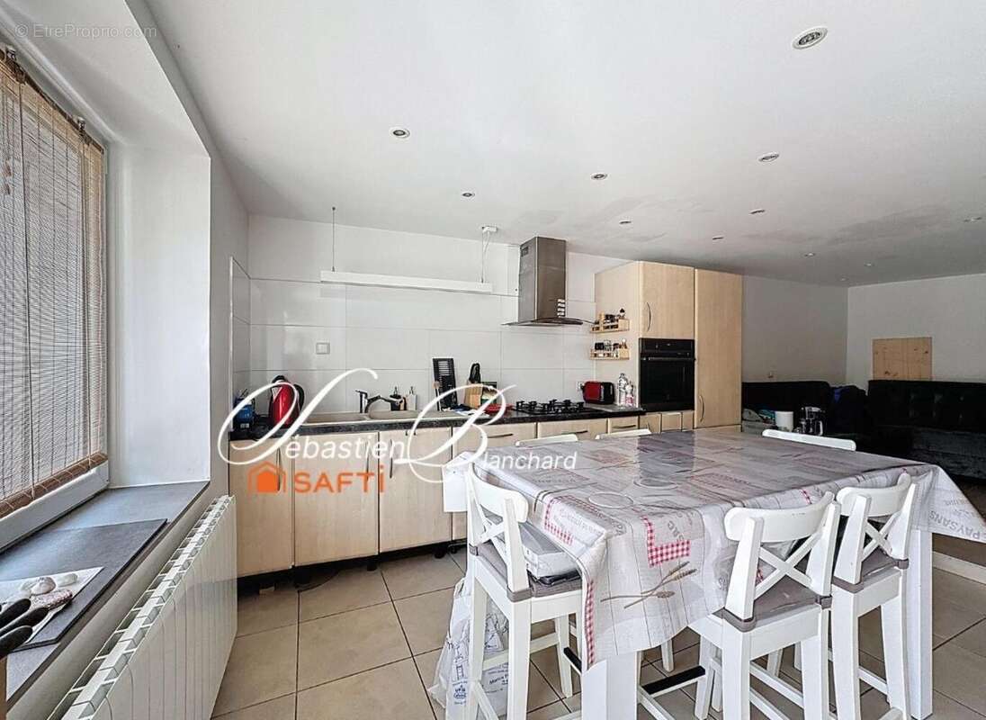 Photo 2 - Maison à LANCRANS