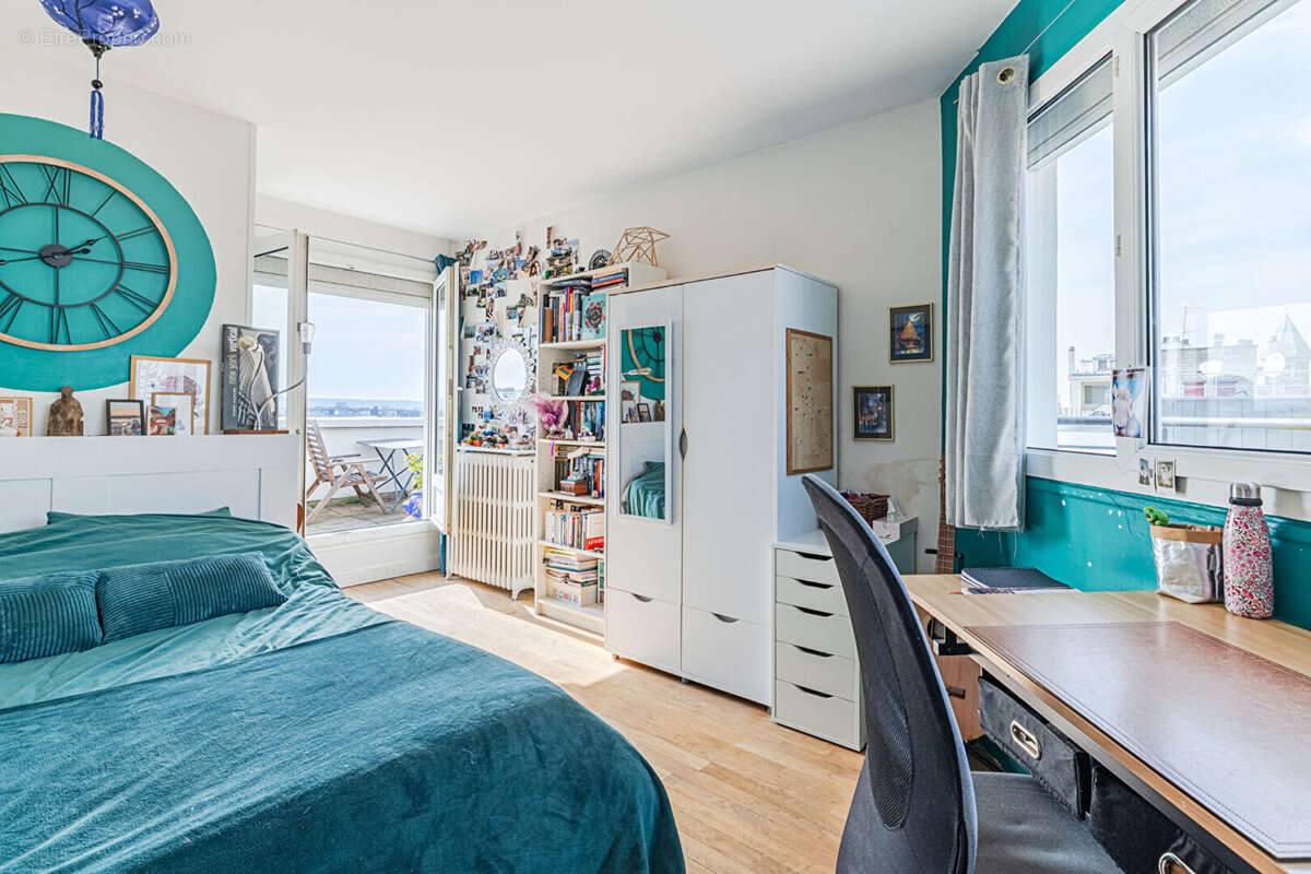 Appartement à PARIS-15E