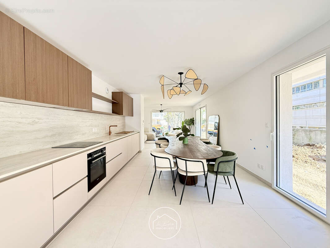 Appartement à MARSEILLE-8E