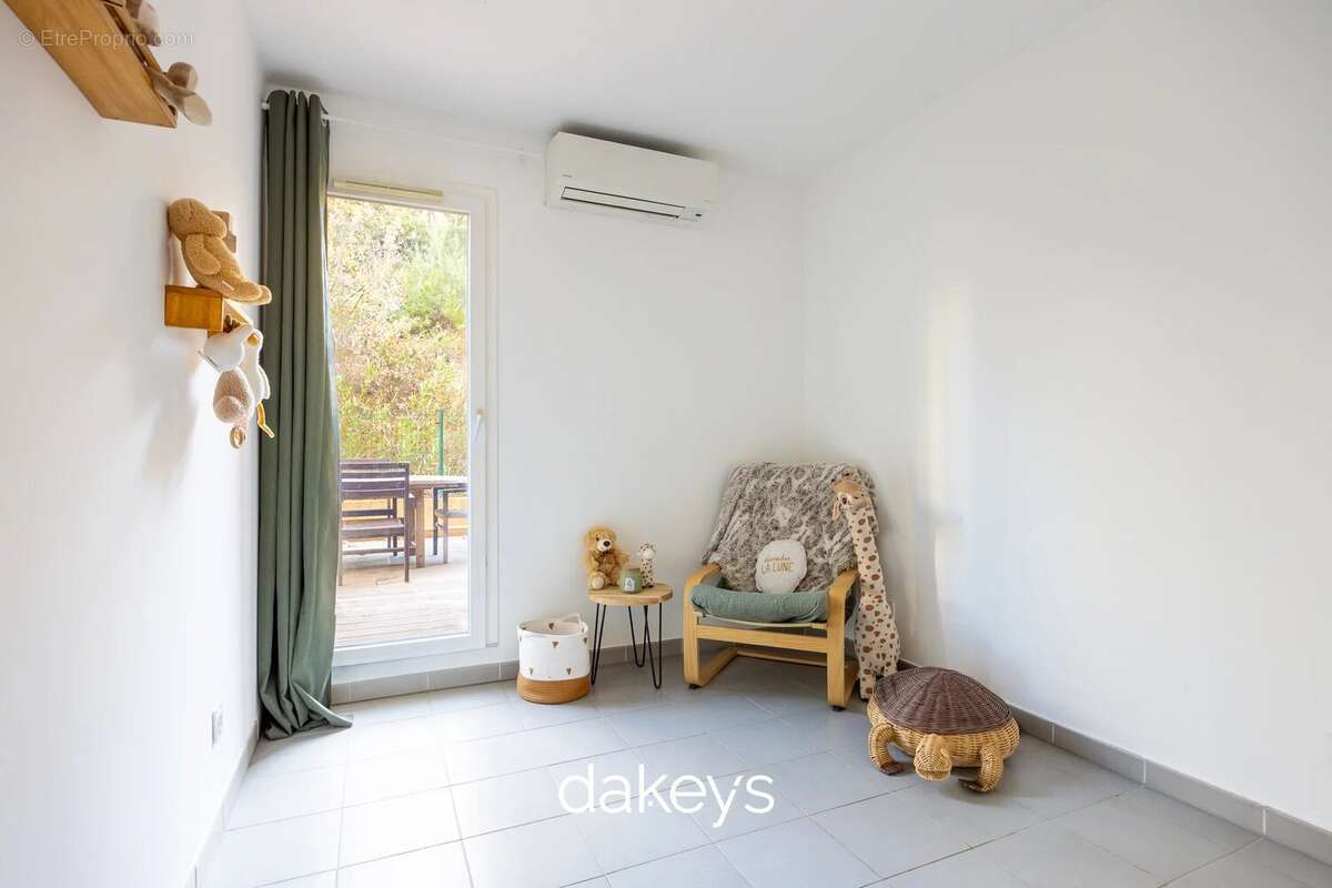 Appartement à MARSEILLE-13E