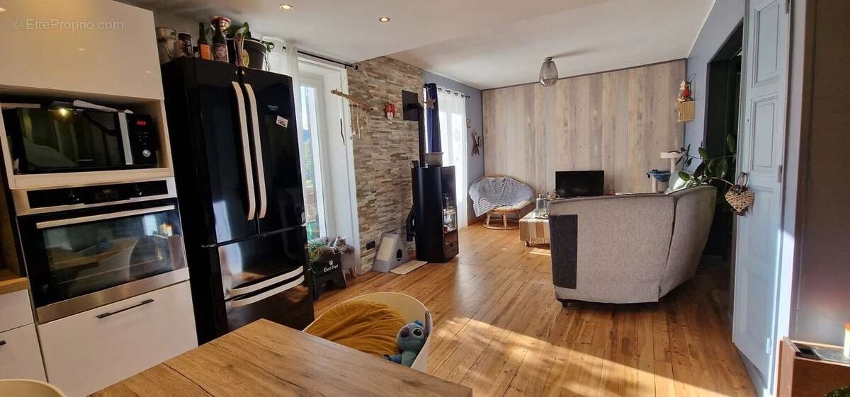 Appartement à CHAUFFAYER