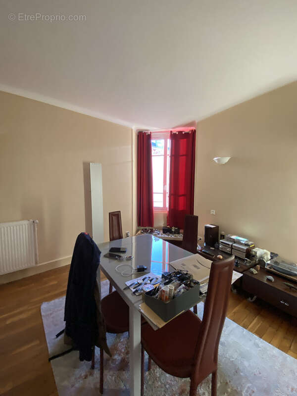 Appartement à SAINTE-SAVINE