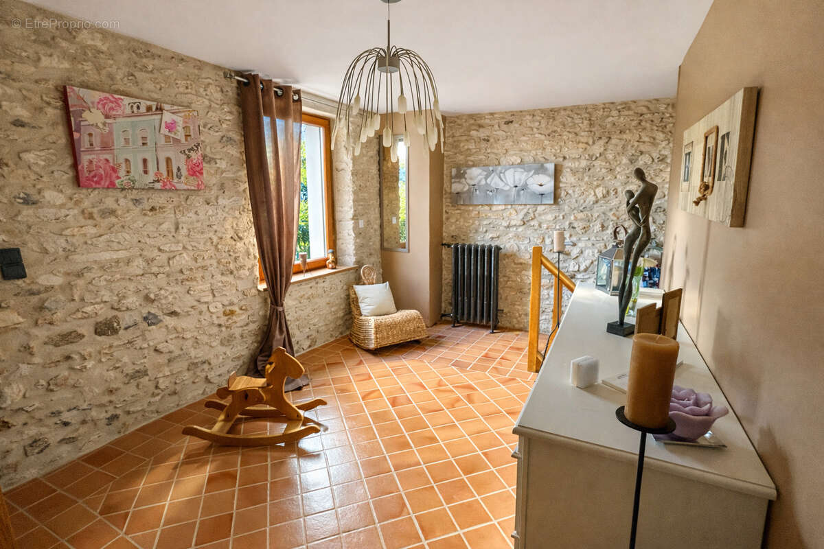 Maison à BUCHELAY
