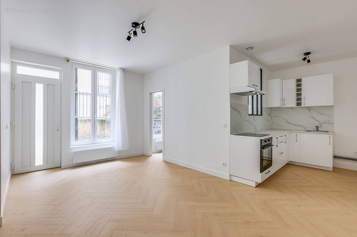 Appartement à PARIS-9E