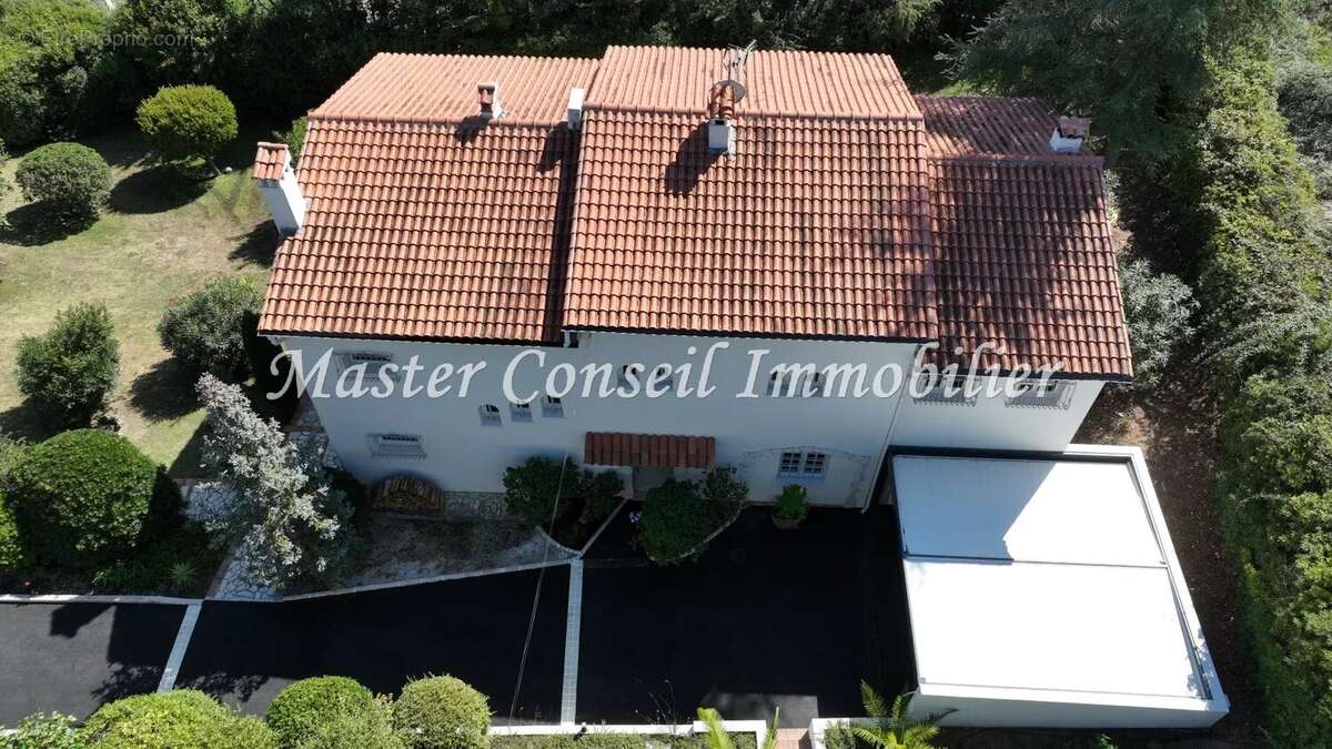 Domaine privé  superbe villa 8p 280m² contemporaine renovee  vue mer - photo 25