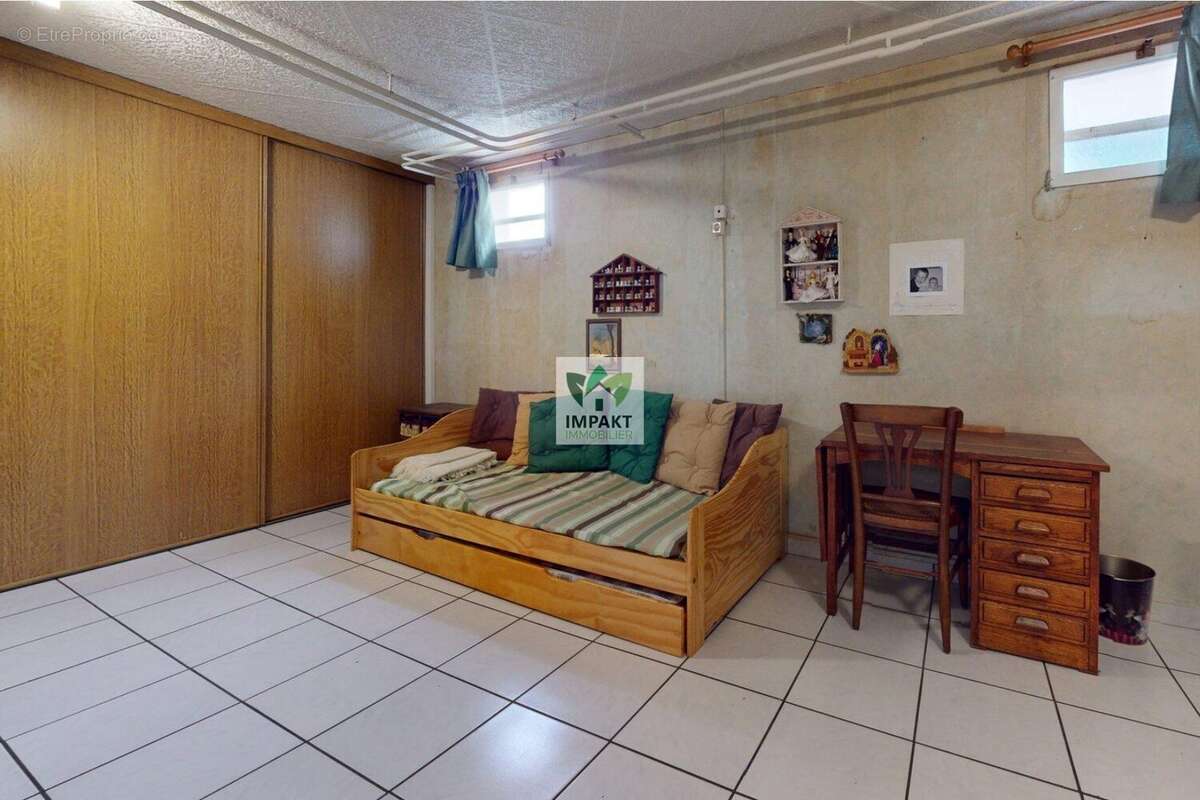 Maison à LACHAPELLE-SOUS-CHAUX