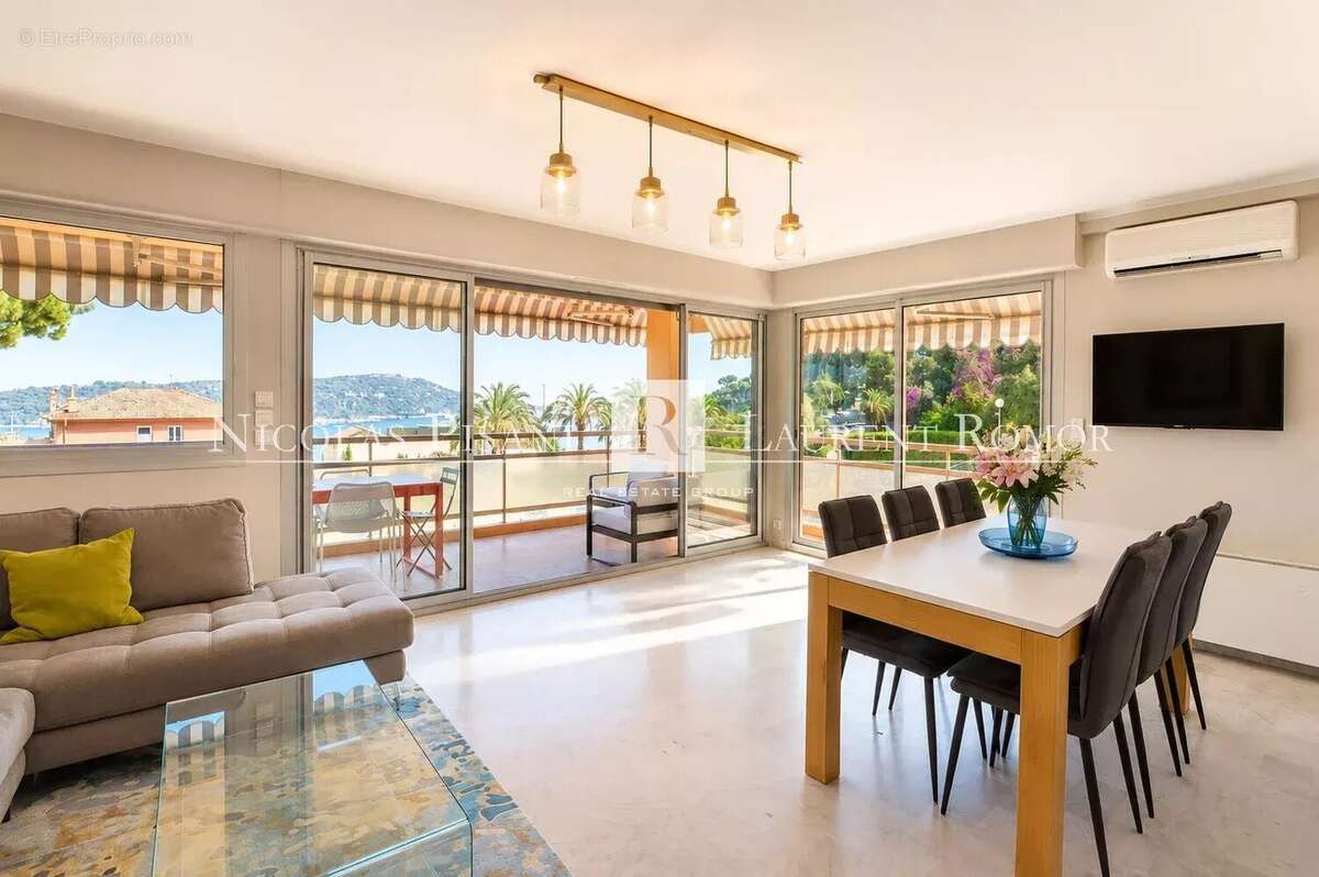EXCLUSIVITÉ - Résidence avec piscine -Appartement 4 pièces – Vue mer - photo 2