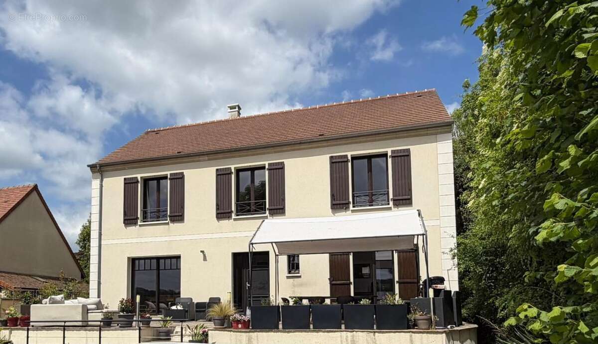 Maison à TESSANCOURT-SUR-AUBETTE