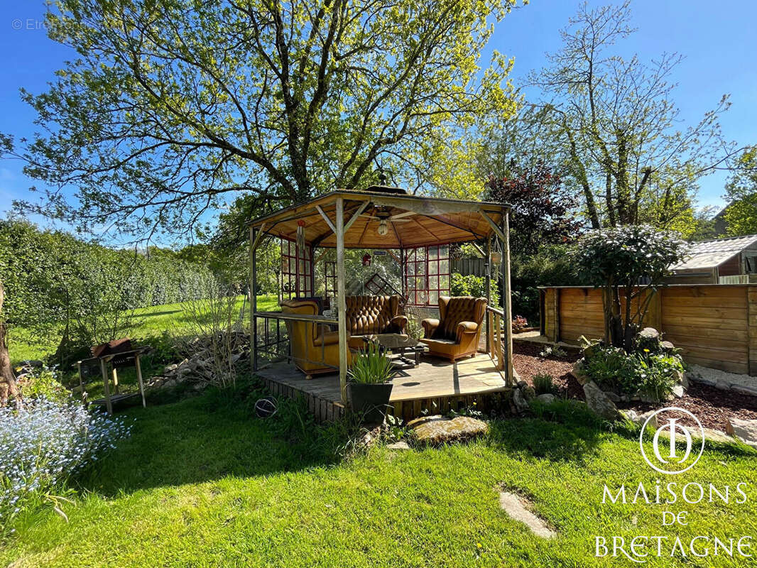 Longère en pierres avec piscine à St Thurien - photo 10