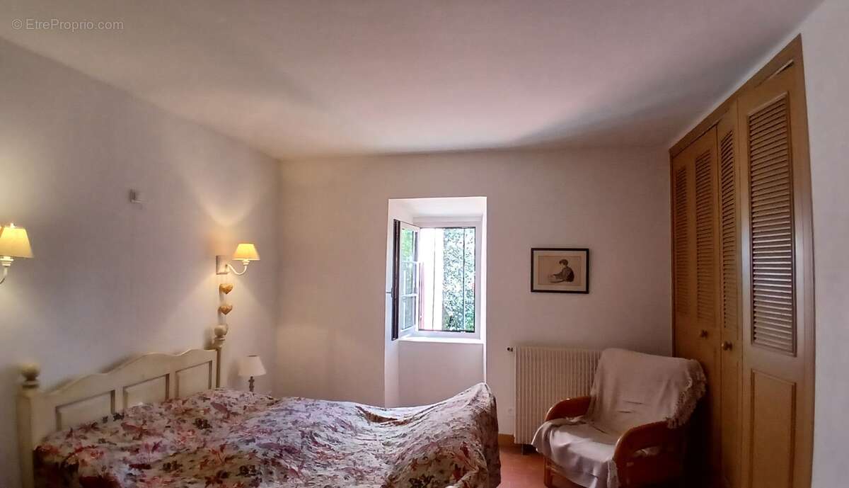 Maison à SAINT-CHINIAN