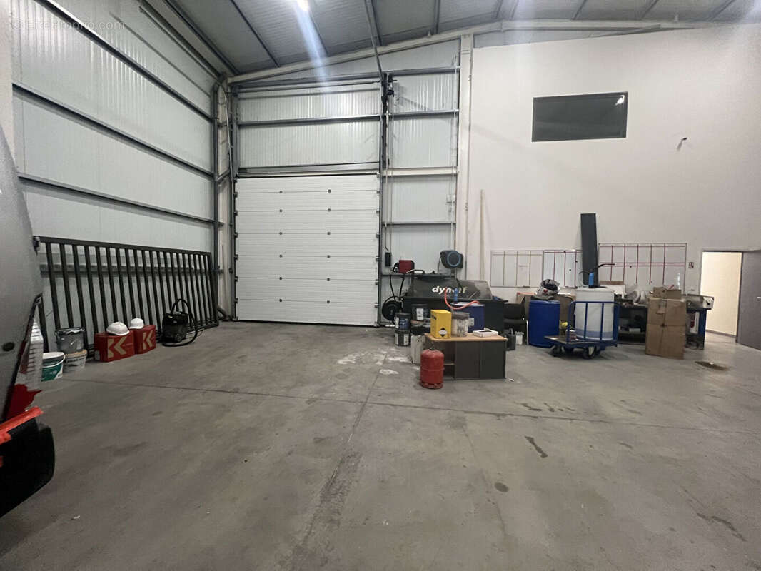 Commerce à ROUSSILLON