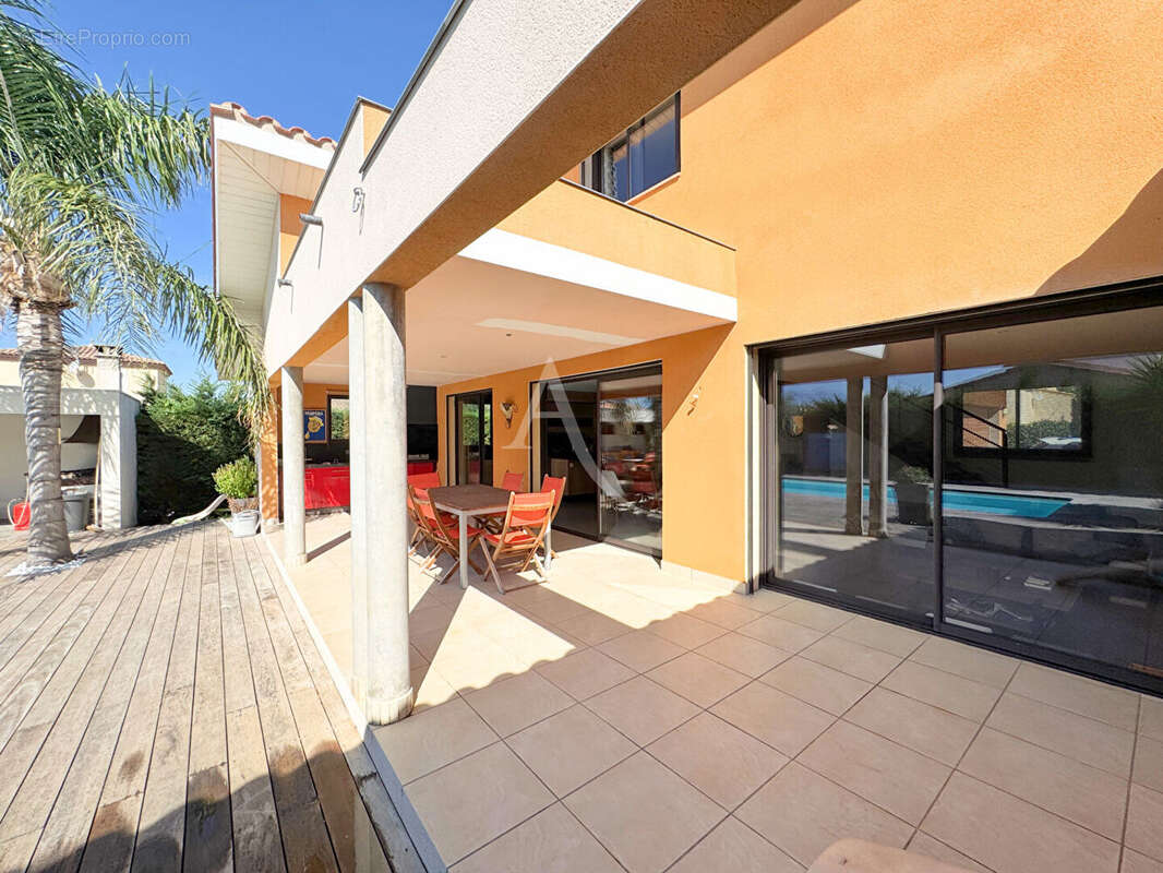 Maison à CORNEILLA-LA-RIVIERE