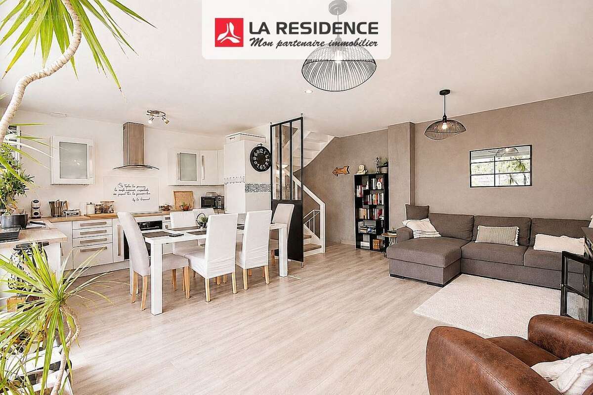 Maison 94 m² à Orgeval  - photo 4