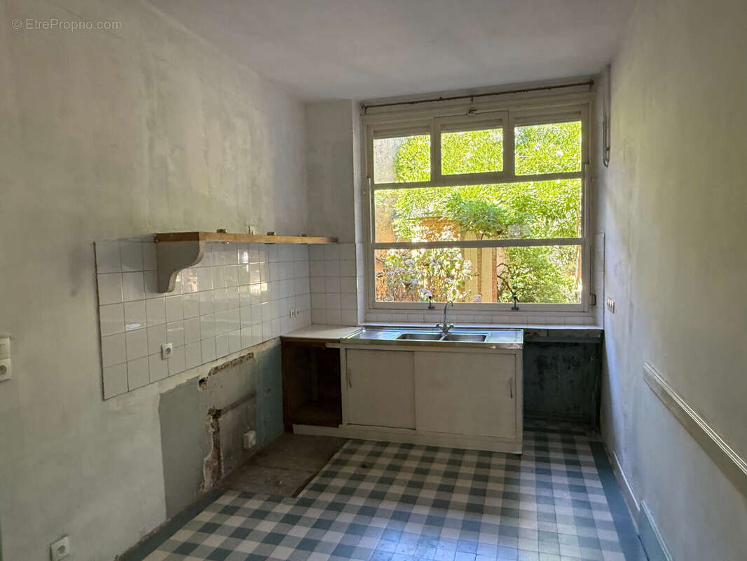 Maison 205 m² à La Chatre  - photo 4