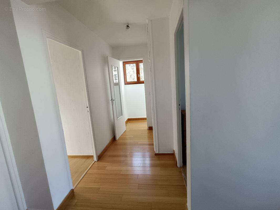 Maison à FONTENAY-LE-FLEURY