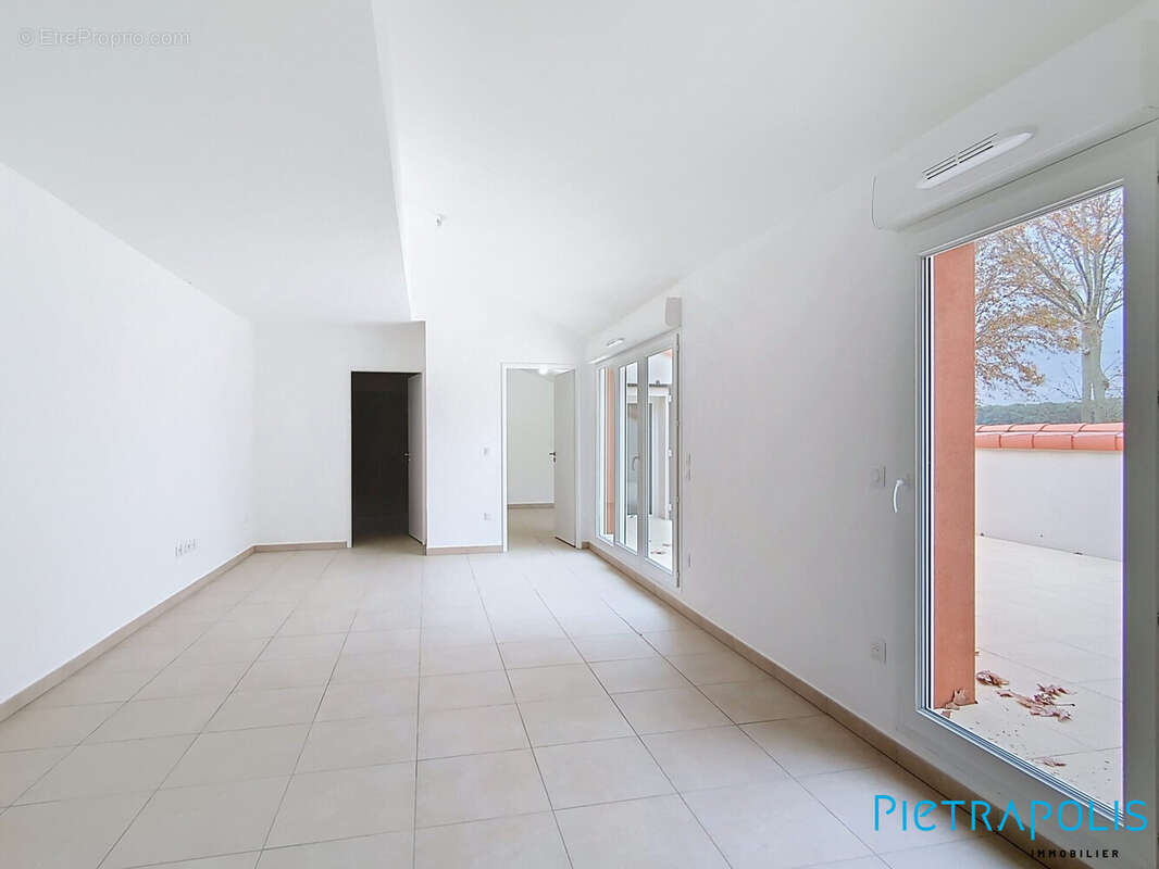 Appartement à MIREVAL