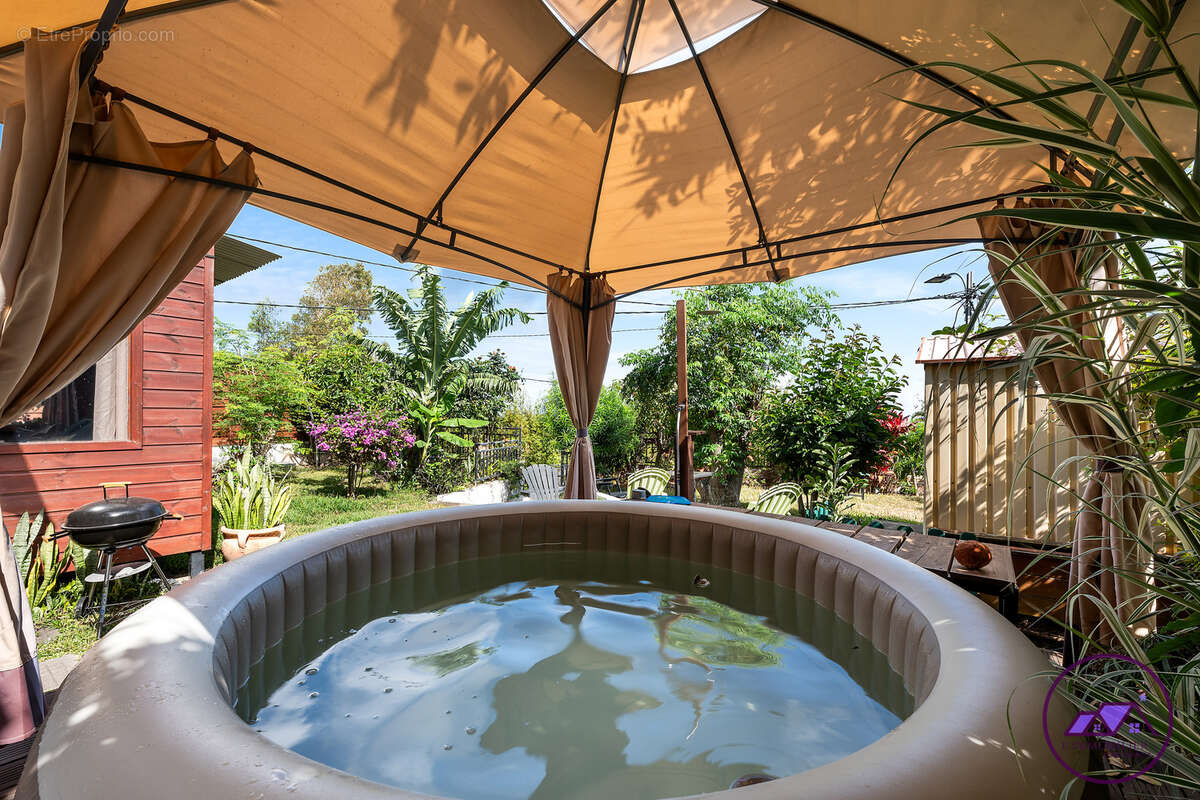 Maison à SAINT-DENIS