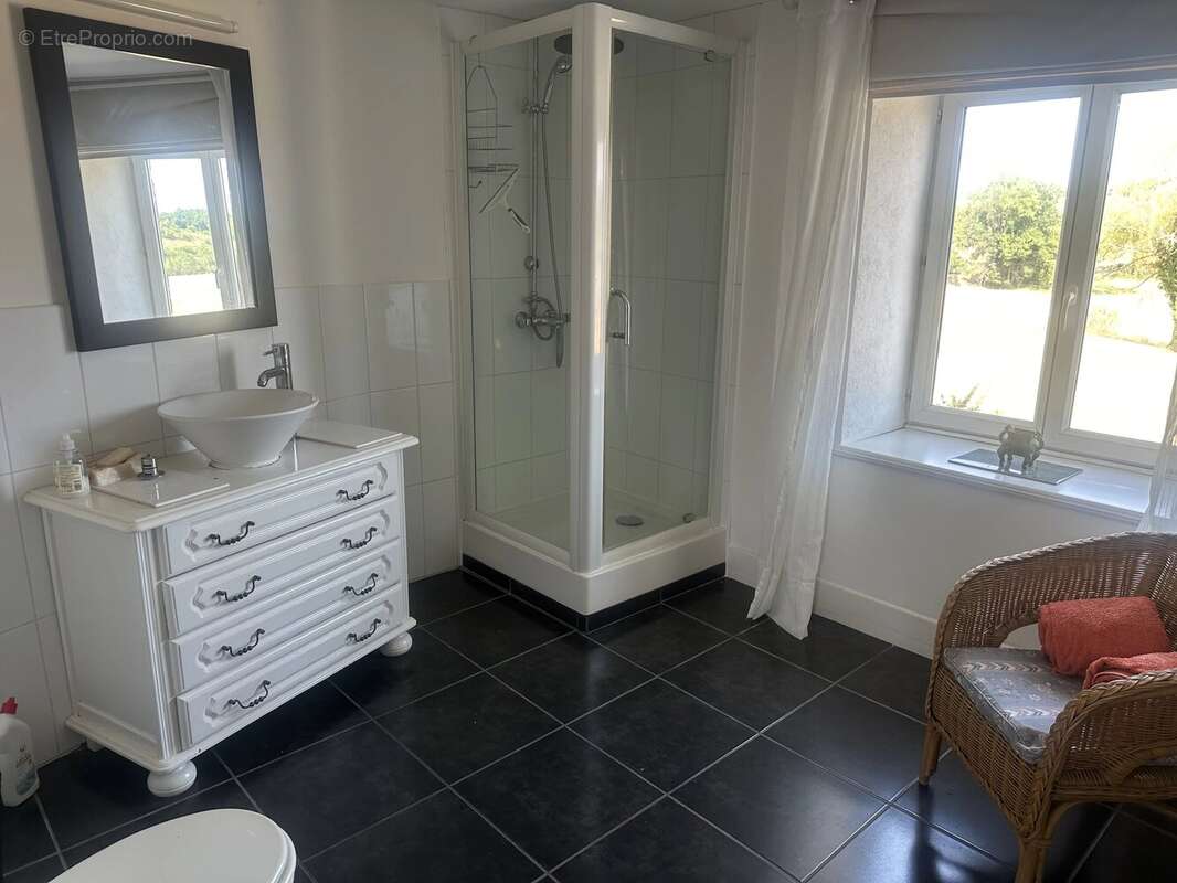 Charmante maison de village en pierre – 3 chambres / 3 salles d'eau - photo 8