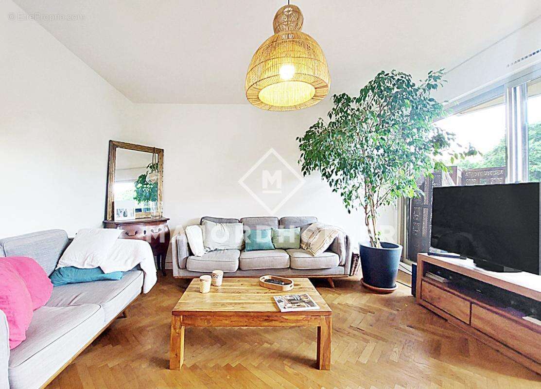 Appartement à MARSEILLE-8E