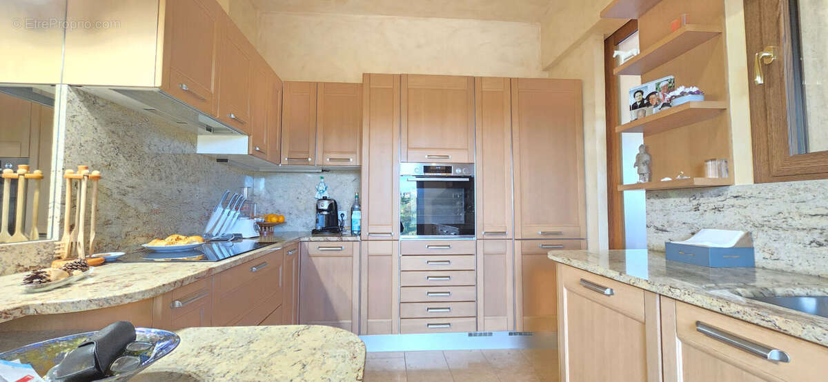 Maison à CAGNES-SUR-MER