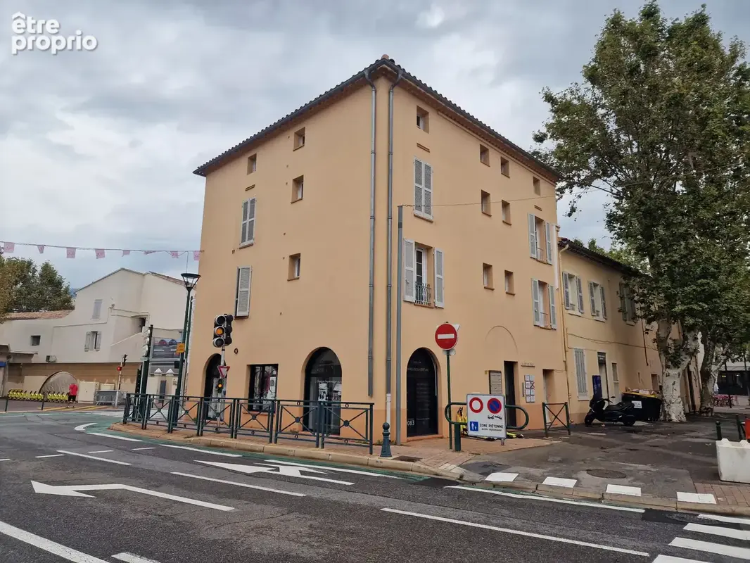 Photo Commerce à La Garde au prix de 110 000€