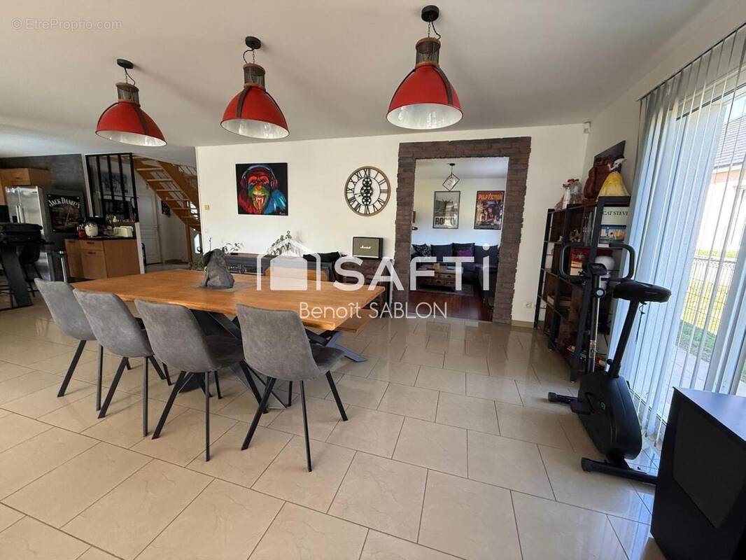 Photo 1 - Maison à SAINT-MARTIN-DU-MANOIR