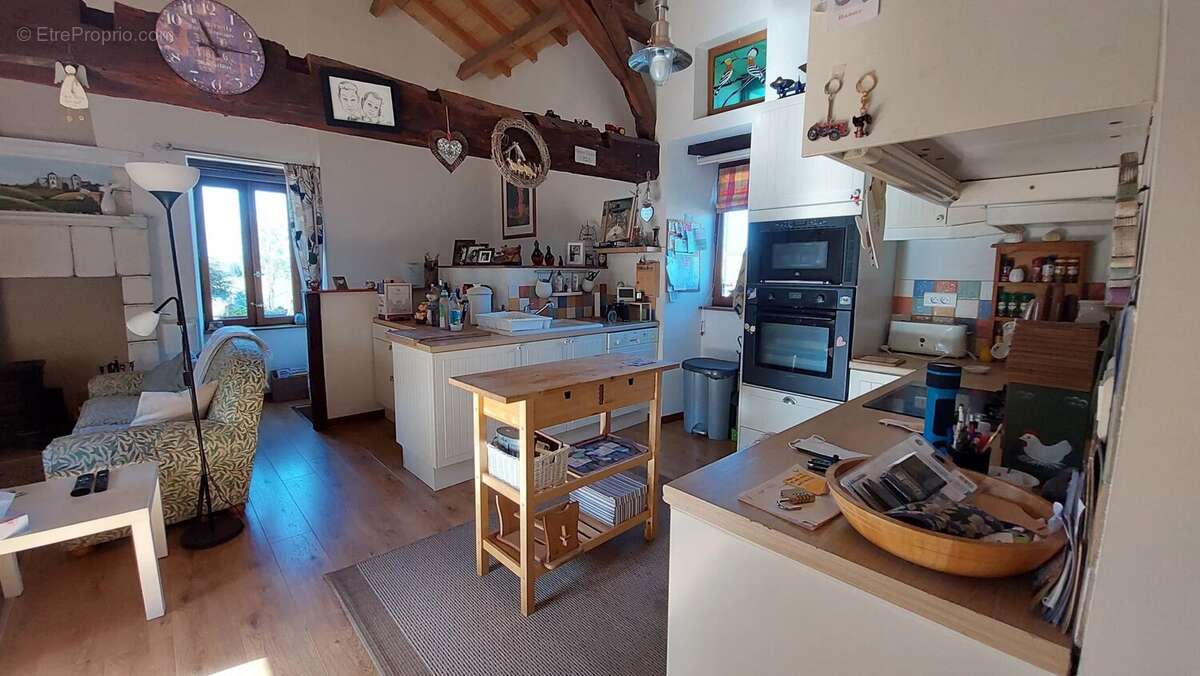 Maison à VERTEILLAC