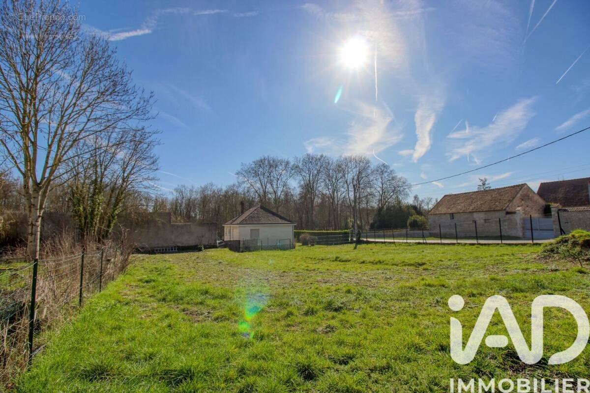 Photo 1 - Terrain à AULNAY-LA-RIVIERE