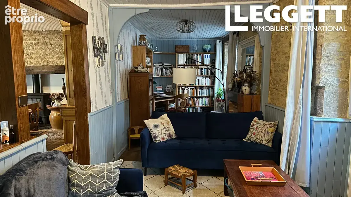 Charmante maison en pierre de 202 m² avec piscine, jardin fleuri et logement indépendant - photo 8