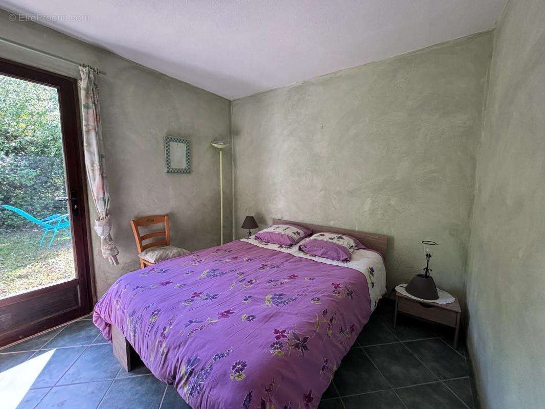 Maison à SAVIGNY-SUR-CLAIRIS