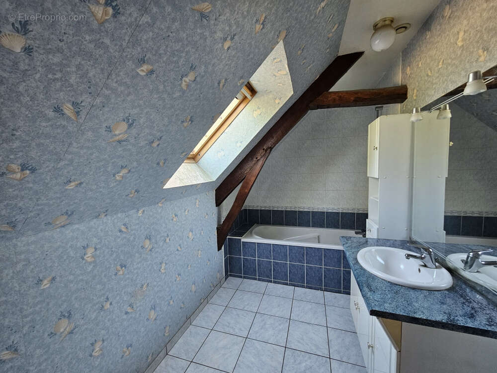 Maison à VERN-SUR-SEICHE