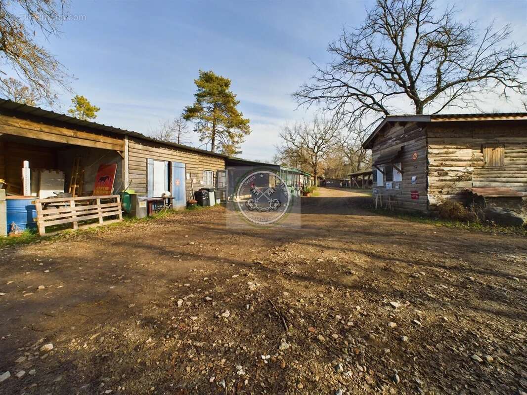 Maison à MONTAUROUX