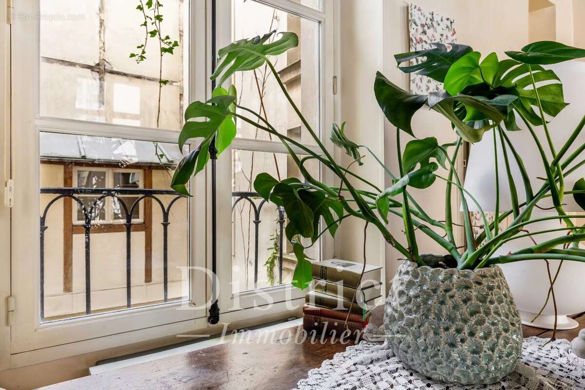 Appartement à PARIS-4E