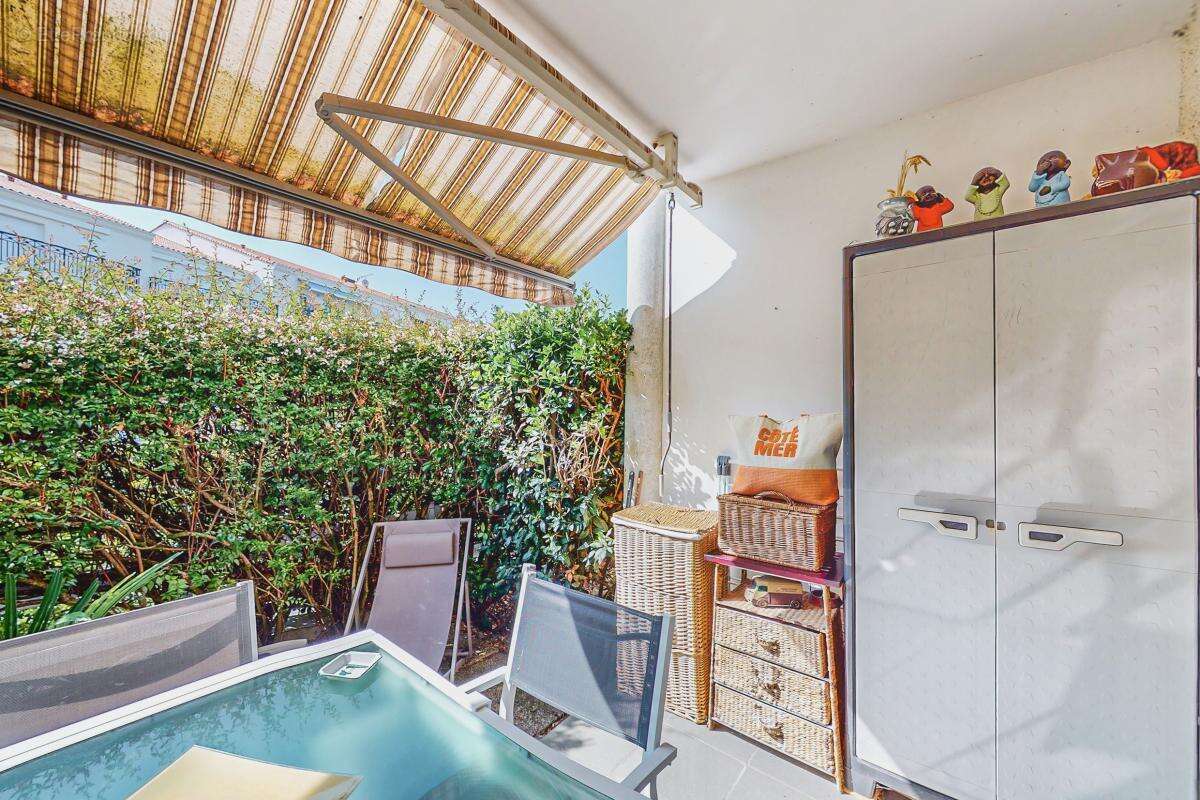 Appartement à VAUX-SUR-MER