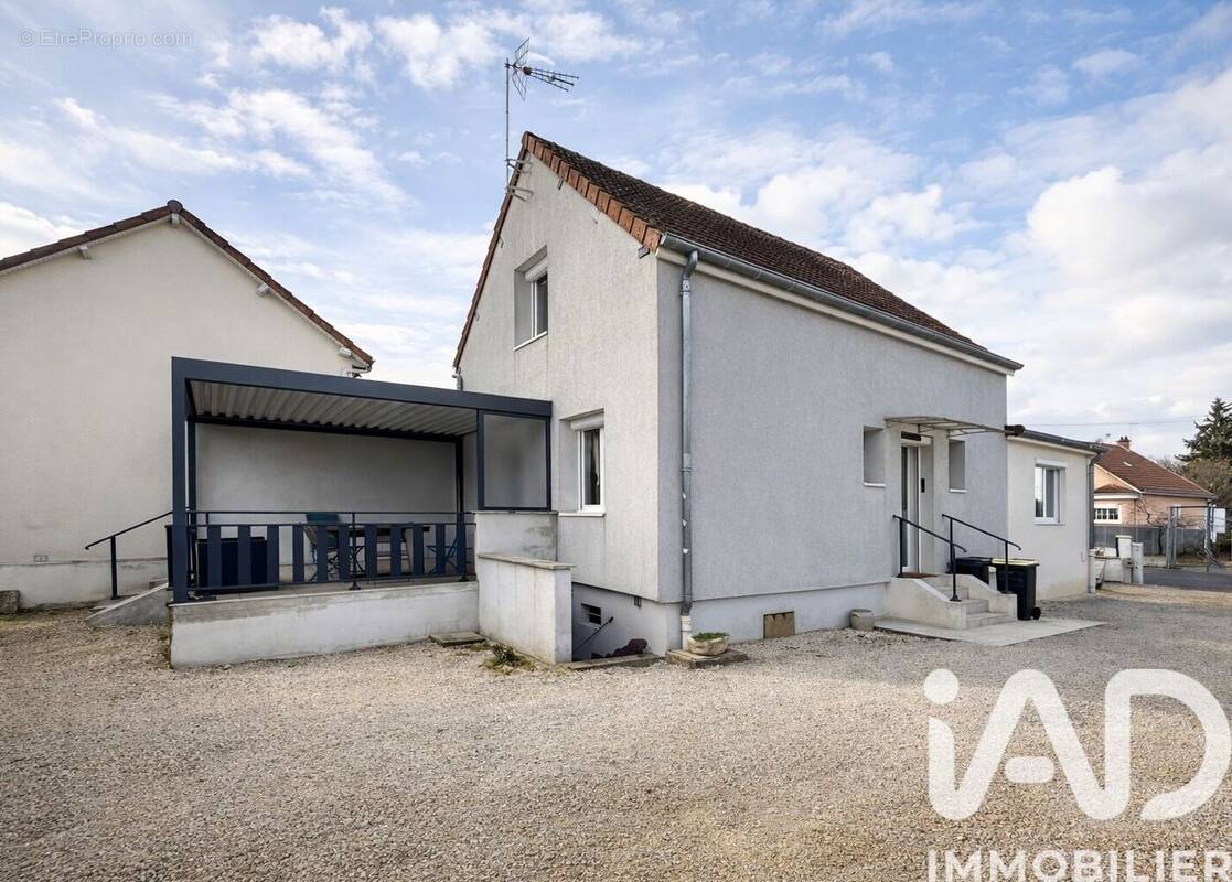 Photo 1 - Maison à SAINT-REMY