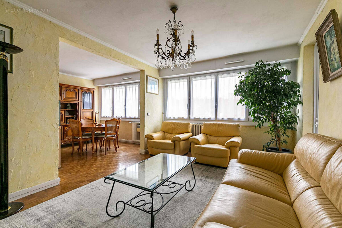 Appartement à SAINT-GERMAIN-EN-LAYE