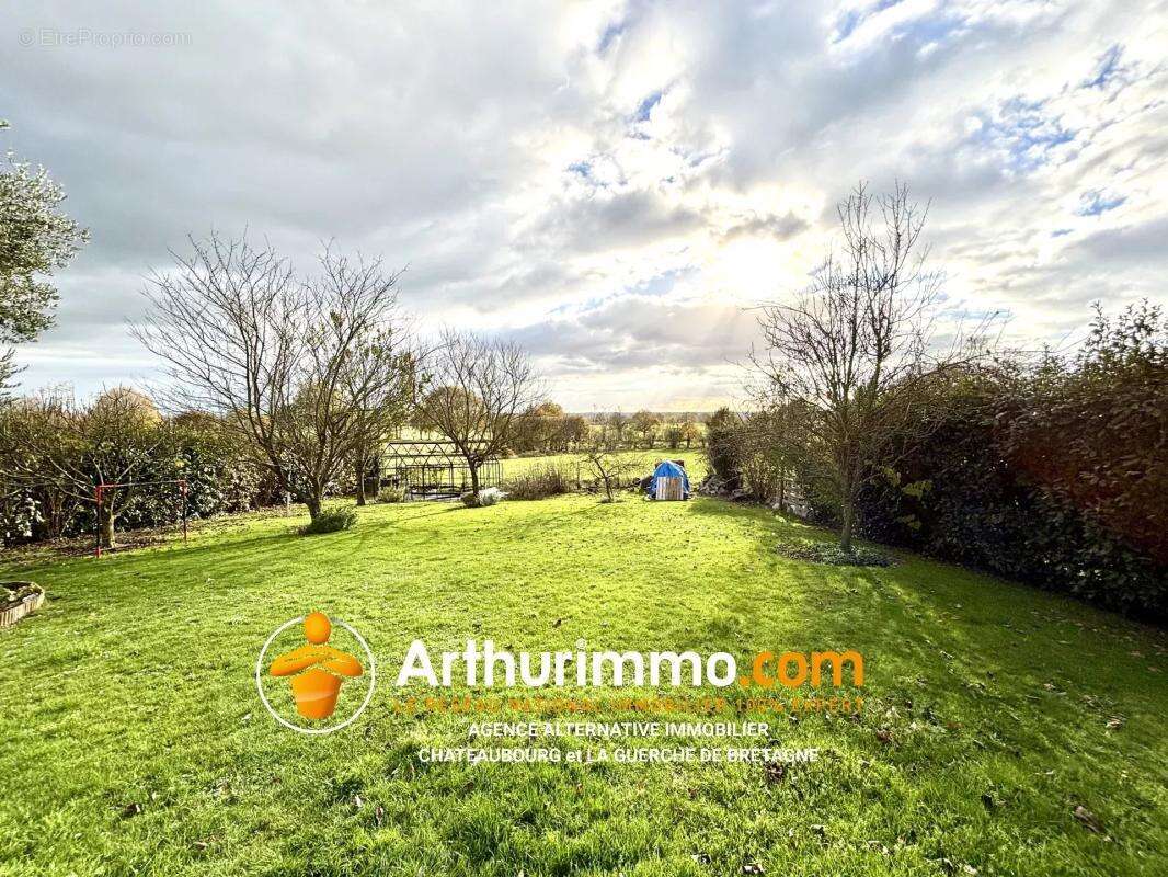 Maison à CHATILLON-EN-VENDELAIS