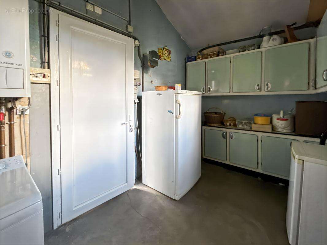 Maison à SAINT-JEAN-DE-BRAYE