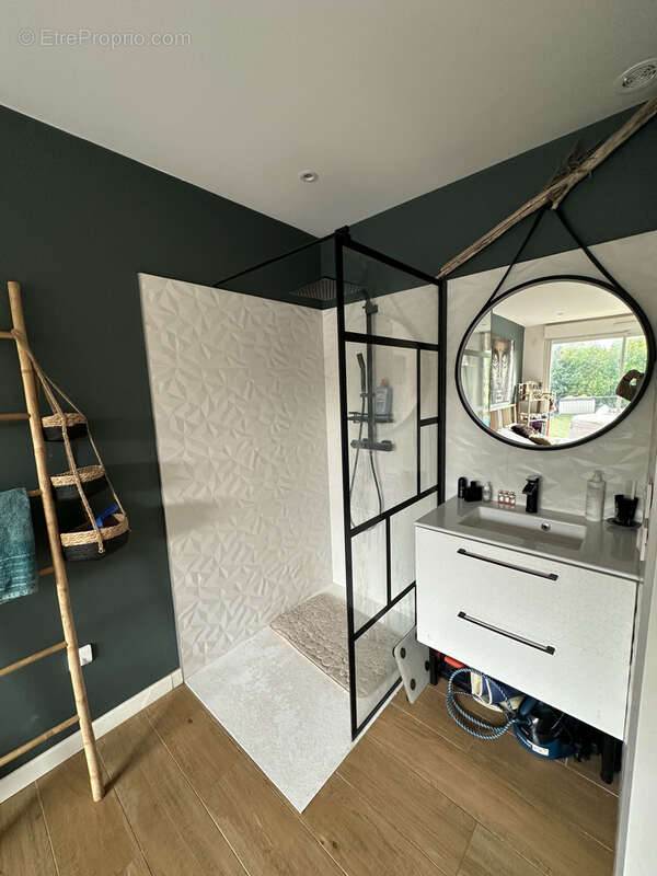 Maison à SOLLIES-VILLE