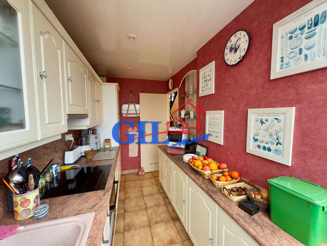 Maison à SAVIGNY-LE-TEMPLE