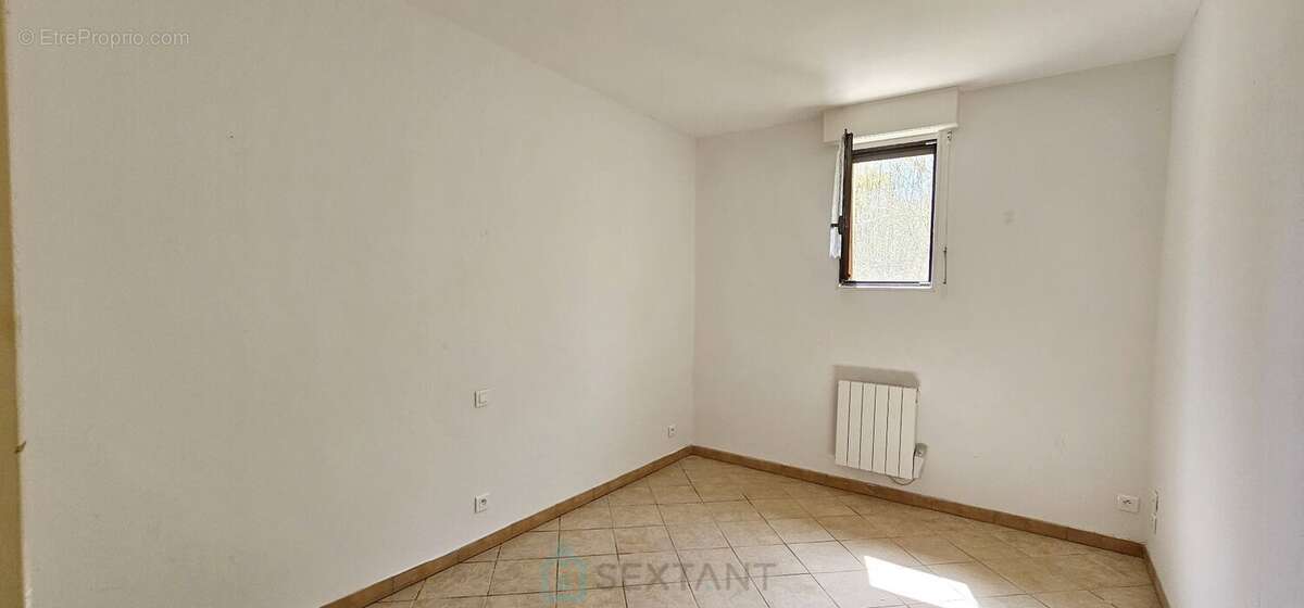 Maison à SAINT-CIRQ-MADELON