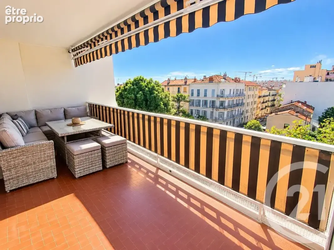 Appartement 3 pièces 75 m² à vendre à Toulon (83200) - photo 1