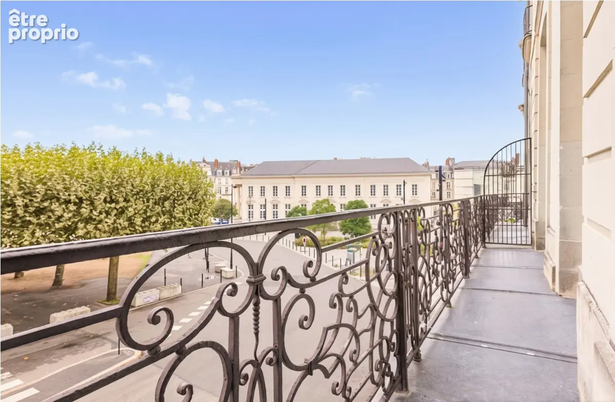 NANTES FEYDEAU - Superbe appartement ancien 88 m² - photo 2