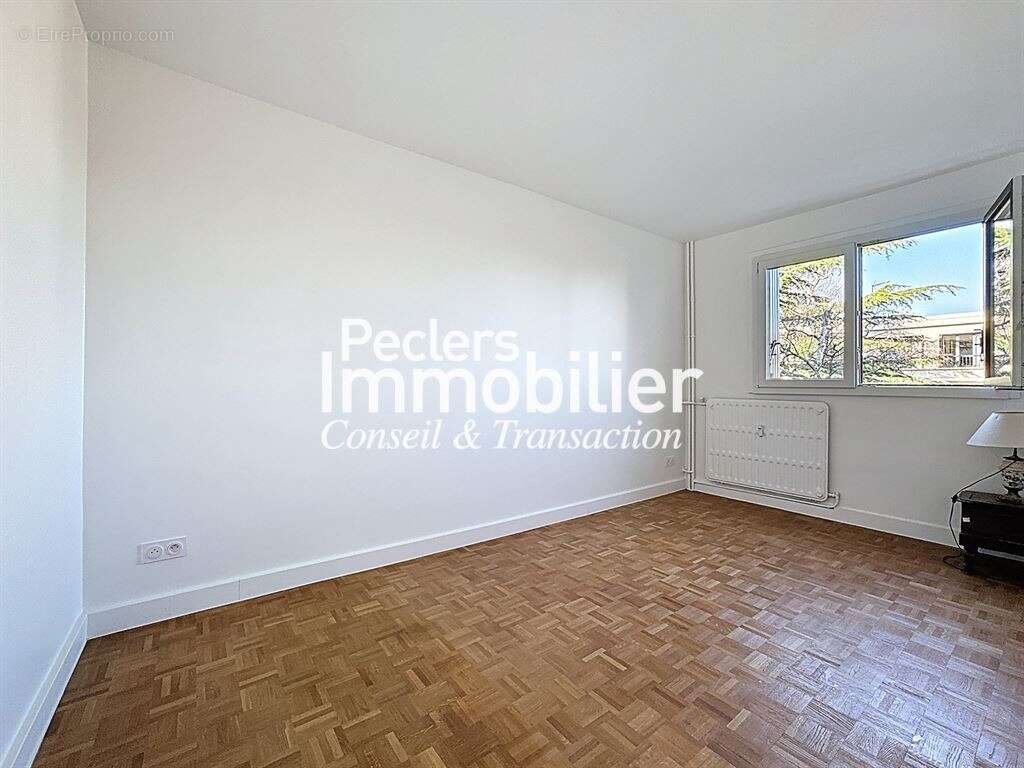 Appartement à RUEIL-MALMAISON